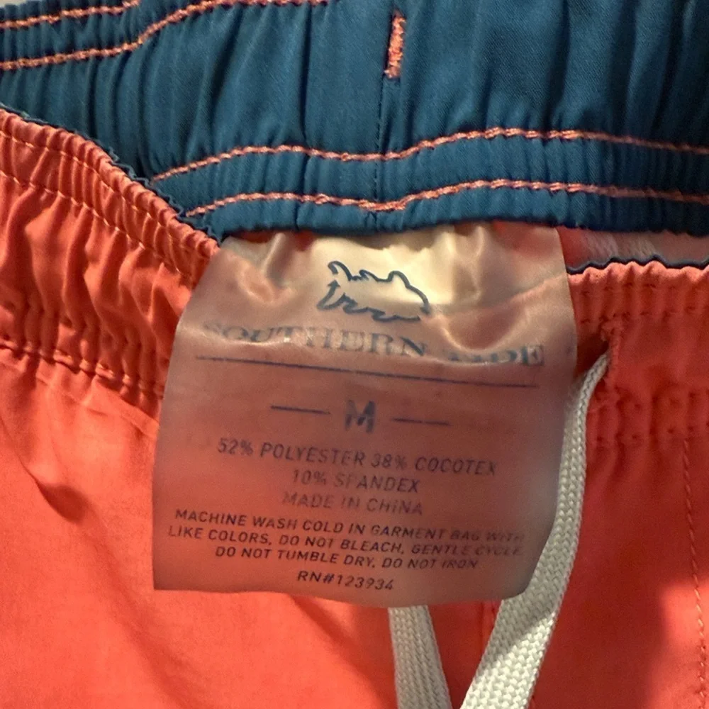 Southern Tide Men's Coral Swim Trunks (42)